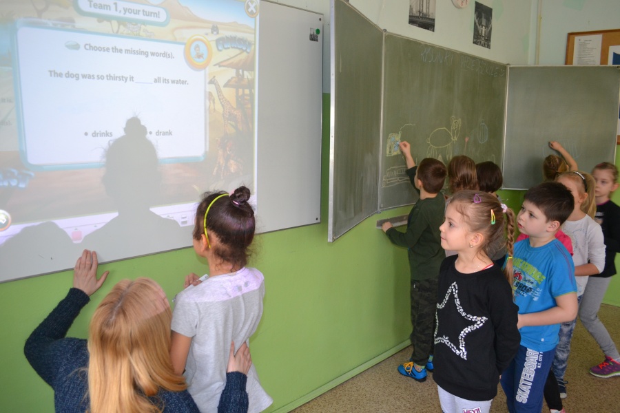 Podstawówka z samolotem ponownie wyląduje na Wyszyńskiego 44. W swoje mury zaprasza więc przedszkolaki