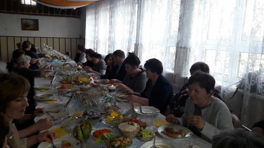 Na niedzielnym obiedzie z paniami z Sycewa. Kobiety uczciły swoje święto