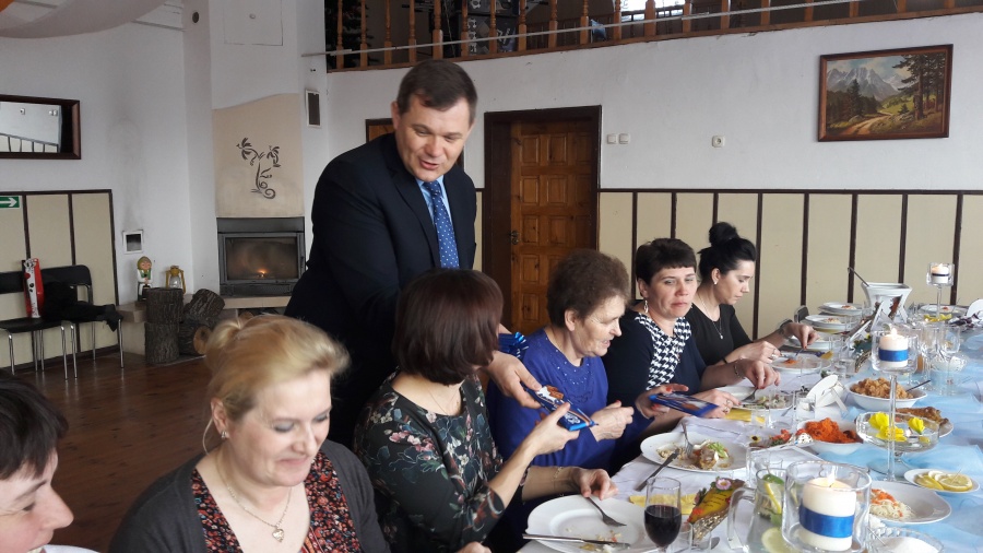 Na niedzielnym obiedzie z paniami z Sycewa. Kobiety uczciły swoje święto