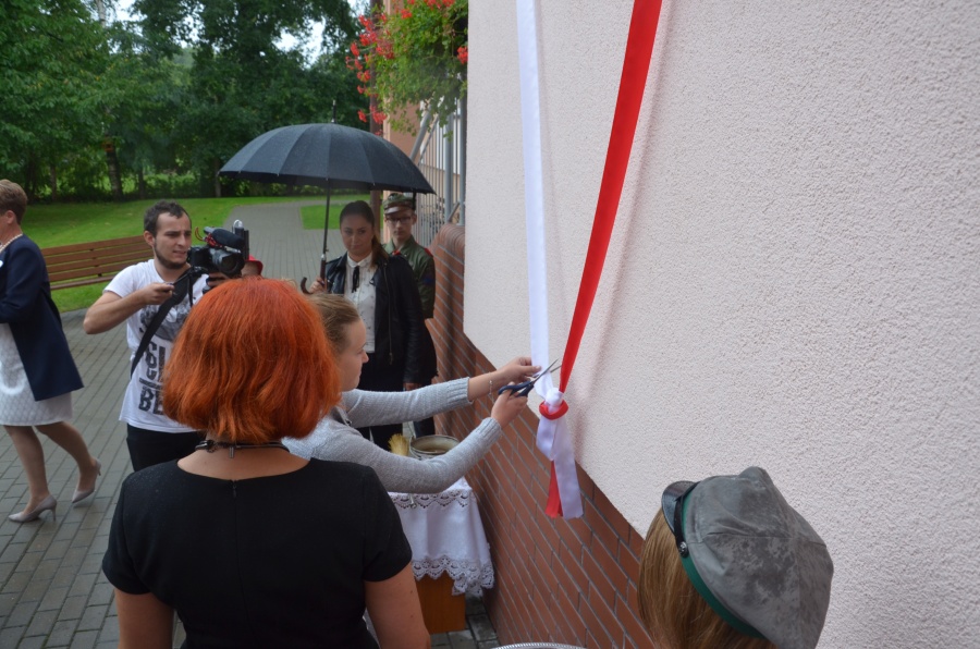 Szkoła imienia Jana Pawła II to brzmi dumnie. Ośmioklasowa podstawówka ma nowego patrona