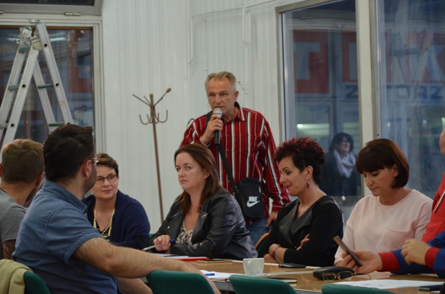 Wycofać szkoły i przedszkola z KBO, a może stworzyć dla nich osobną pulę? Debatowano nad budżetem
