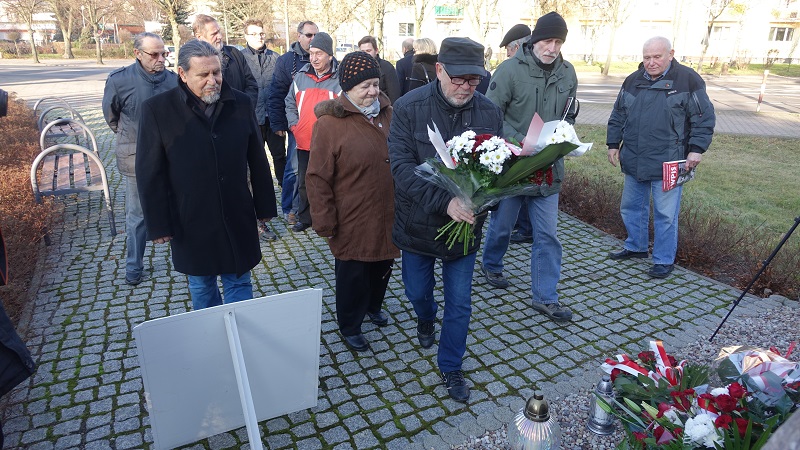 „Byłoby nie w porządku występować z ludźmi, którzy dokonali zbrodni na narodzie”