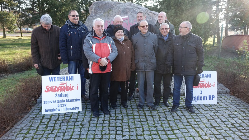 „Byłoby nie w porządku występować z ludźmi, którzy dokonali zbrodni na narodzie”