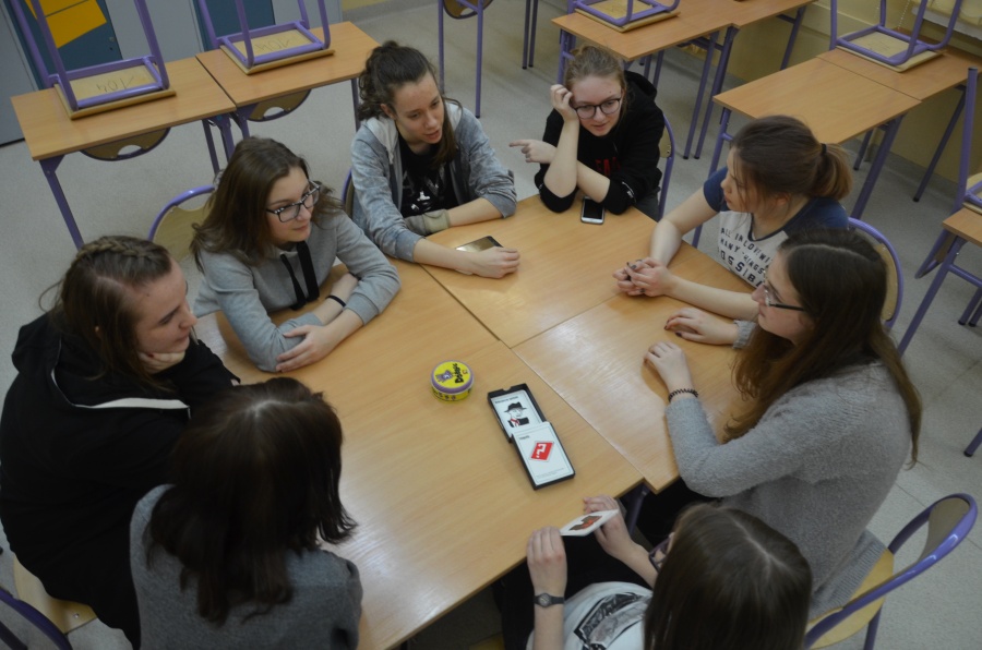 Do rana będą grać w planszówki, pokera i gry logiczne. Trwa Nocny Maraton w III LO