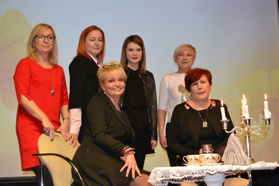 Podwieczorek z Adrianną Biedrzyńską. - To co robię, robię na tysiąc procent! - mówiła aktorka