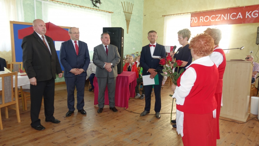 Gospodynie wystawiły trofea i częstowały obiadem. Koło ze Sławska ma 70 lat