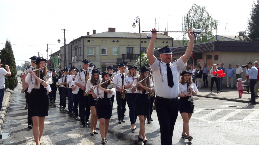 Poloneza czas zacząć! Już po raz drugi zatańczyli na rynku