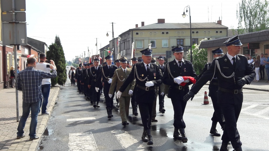 Poloneza czas zacząć! Już po raz drugi zatańczyli na rynku
