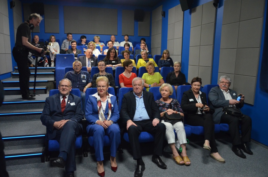„To miejsce ma służyć integracji”. Dziś otwarto 51. Kino za rogiem