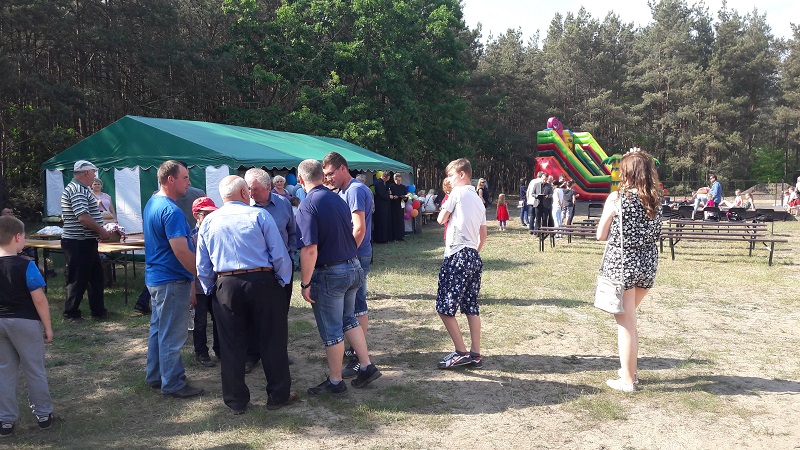Festyn dla mieszkańców. Świetlica wiejska otwarta i poświęcona