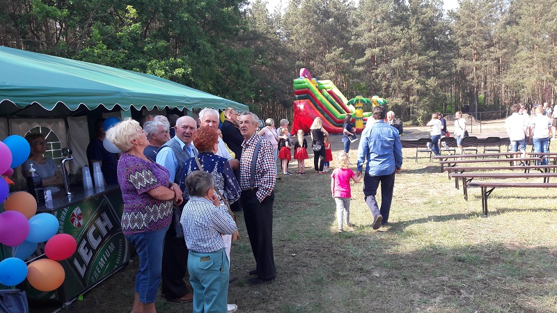 Festyn dla mieszkańców. Świetlica wiejska otwarta i poświęcona