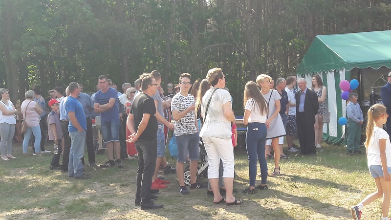 Festyn dla mieszkańców. Świetlica wiejska otwarta i poświęcona