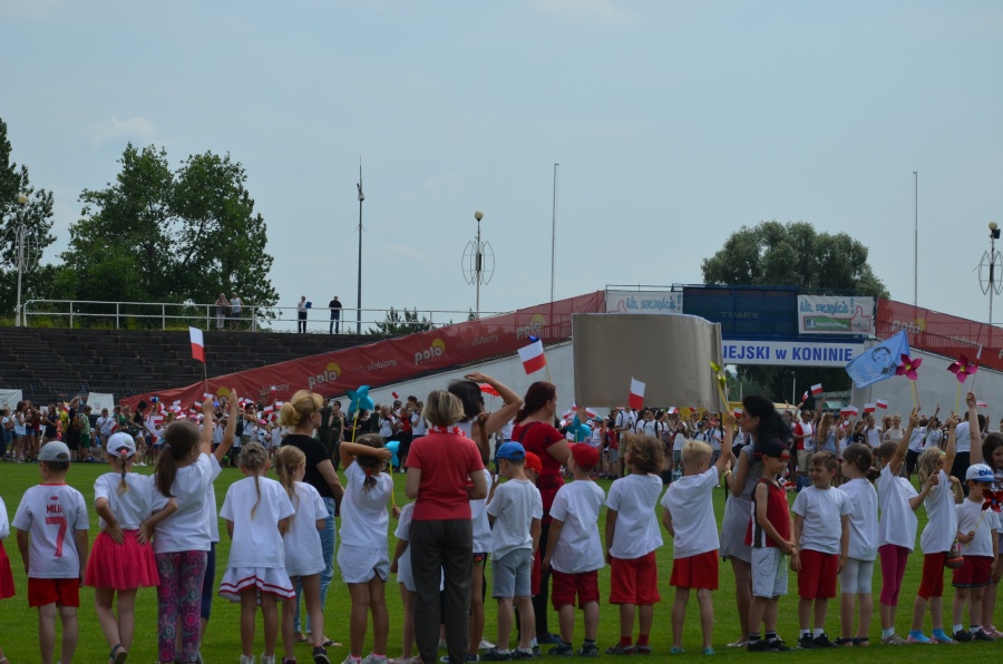 Młodzi koninianie stanęli na granicach Polski. Dziś świętują Dzień Dziecka