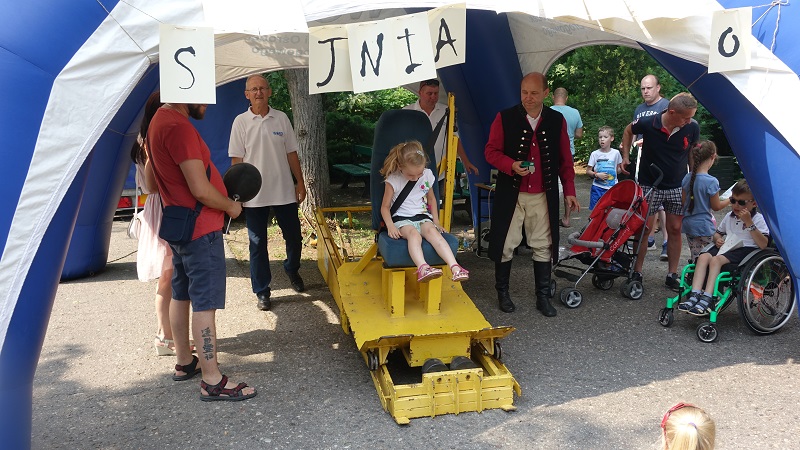 Piknik w parku Chopina. Dzieci dowiedziały się, za co odpowiadają wiceprezydenci Konina