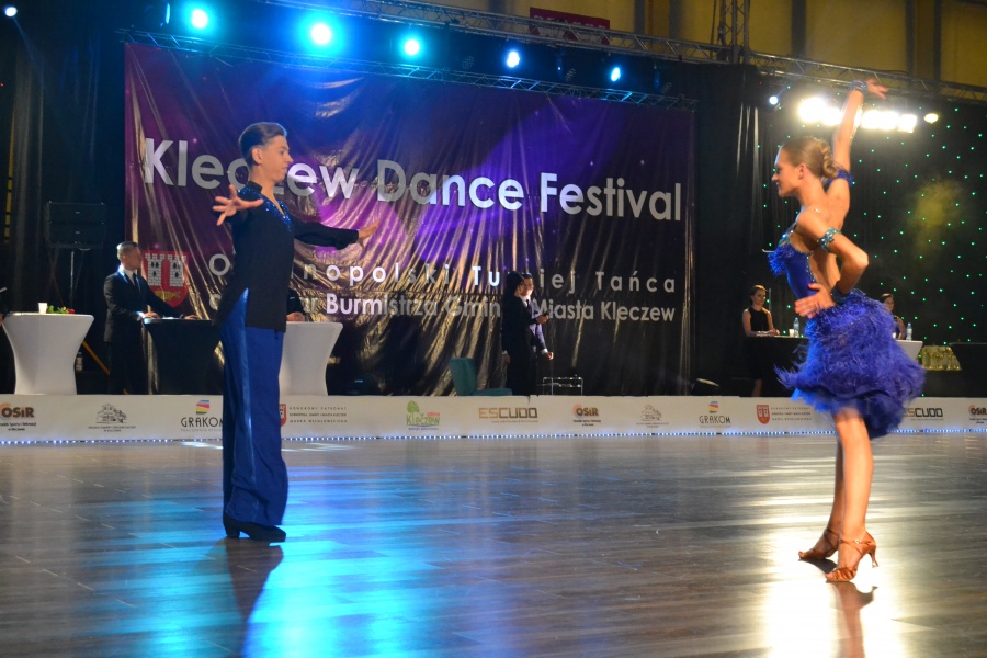 Walc, tango czy skoczna rumba. Tancerze zawładnęli dziś parkietem