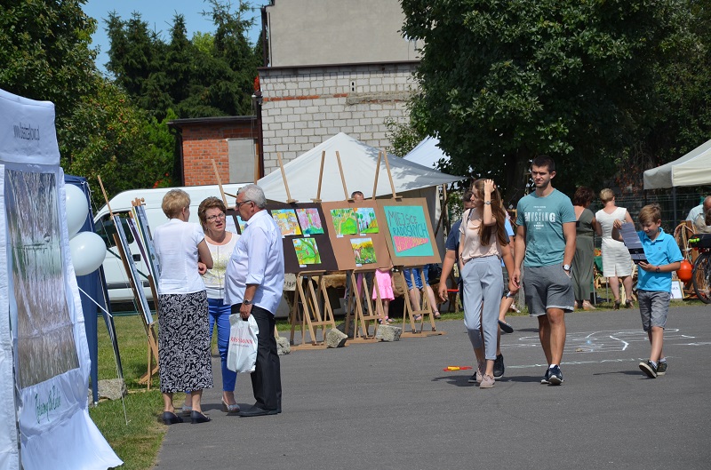 Chór zaśpiewa na środku Warty. Trwa Festiwal Historii i Kultury