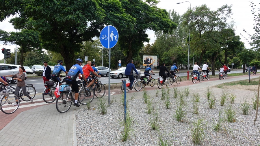 Pierwsza przejażdżka konińskim rowerem miejskim. Ruszył system wypożyczalni