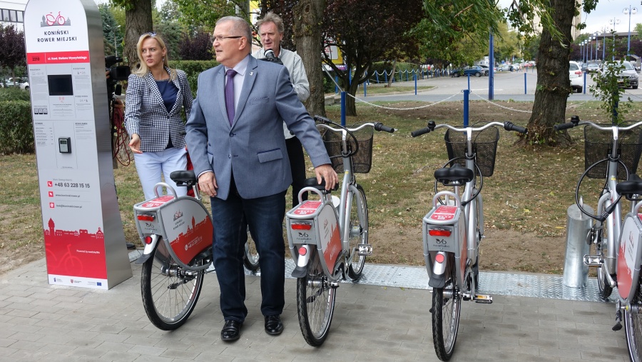 Pierwsza przejażdżka konińskim rowerem miejskim. Ruszył system wypożyczalni