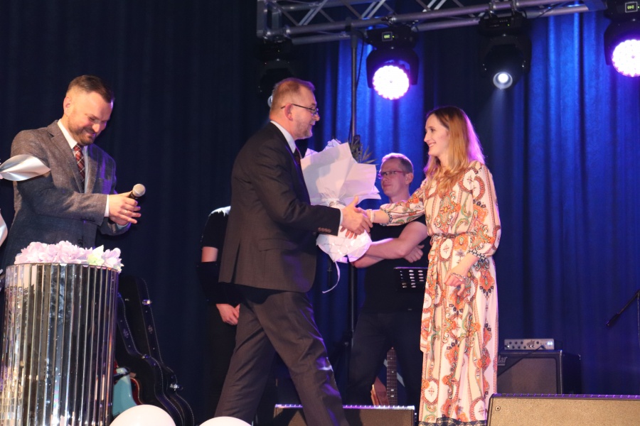 Koncert z okazji „Dnia Kobiet”. Cała sala śpiewała przeboje Anny Jantar