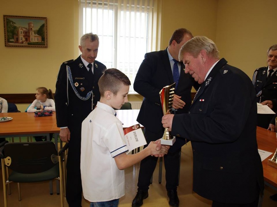 Kacper i Szymon awansowali. Byli najlepsi w turnieju pożarniczym