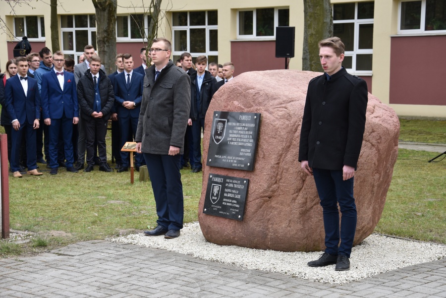 Obchody na Skwerze Pamięci Ofiar Zbrodni Katyńskiej. Przypomnieli wydarzenia z 1940 roku