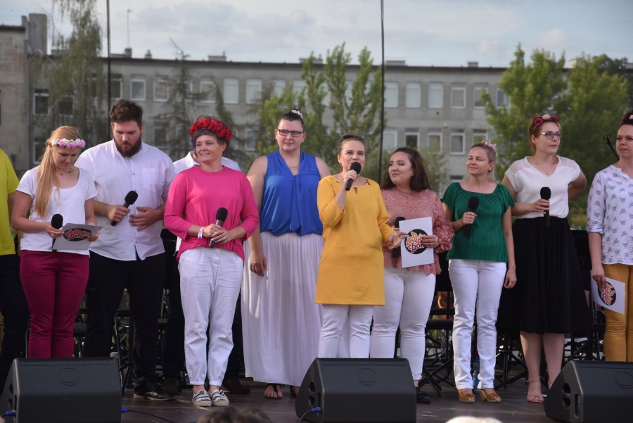 Moniuszko na bulwarze, czyli „Nad rzeką pełną muzyki”