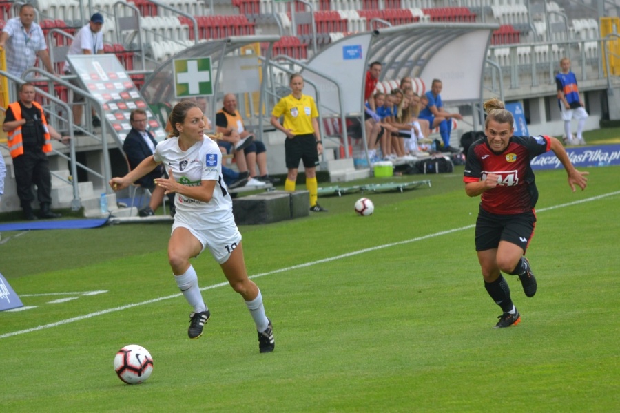 Medyk wywalczył Puchar Polski! Koninianki pokonały w Łodzi Czarnych Sosnowiec 4:3 (3:0)