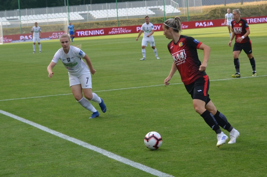 Medyk wywalczył Puchar Polski! Koninianki pokonały w Łodzi Czarnych Sosnowiec 4:3 (3:0)