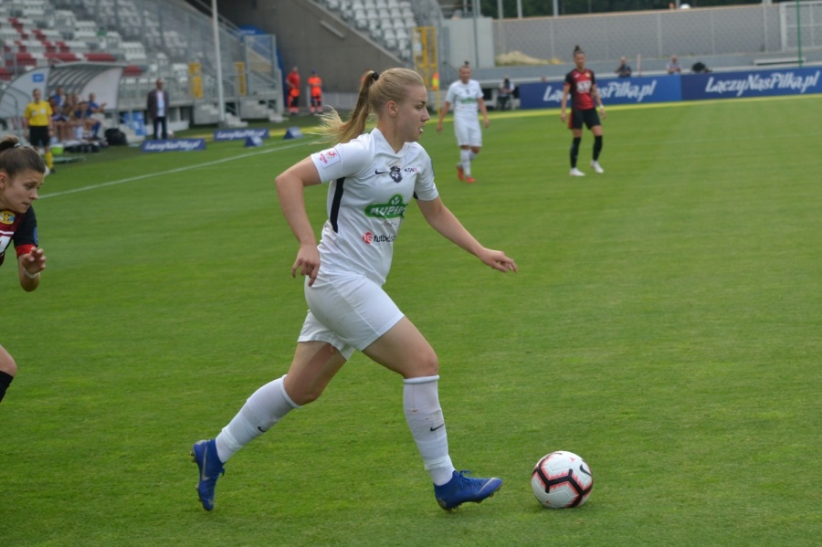 Medyk wywalczył Puchar Polski! Koninianki pokonały w Łodzi Czarnych Sosnowiec 4:3 (3:0)