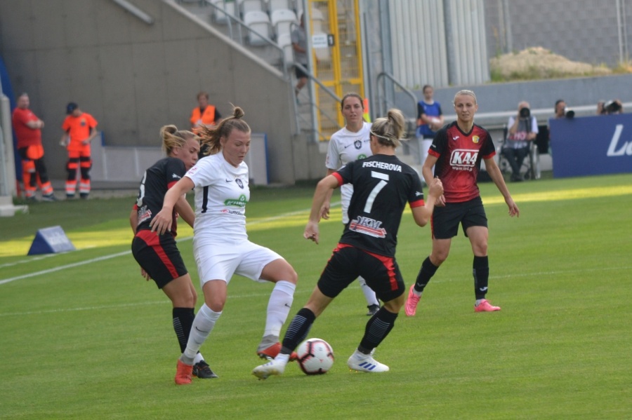 Medyk wywalczył Puchar Polski! Koninianki pokonały w Łodzi Czarnych Sosnowiec 4:3 (3:0)