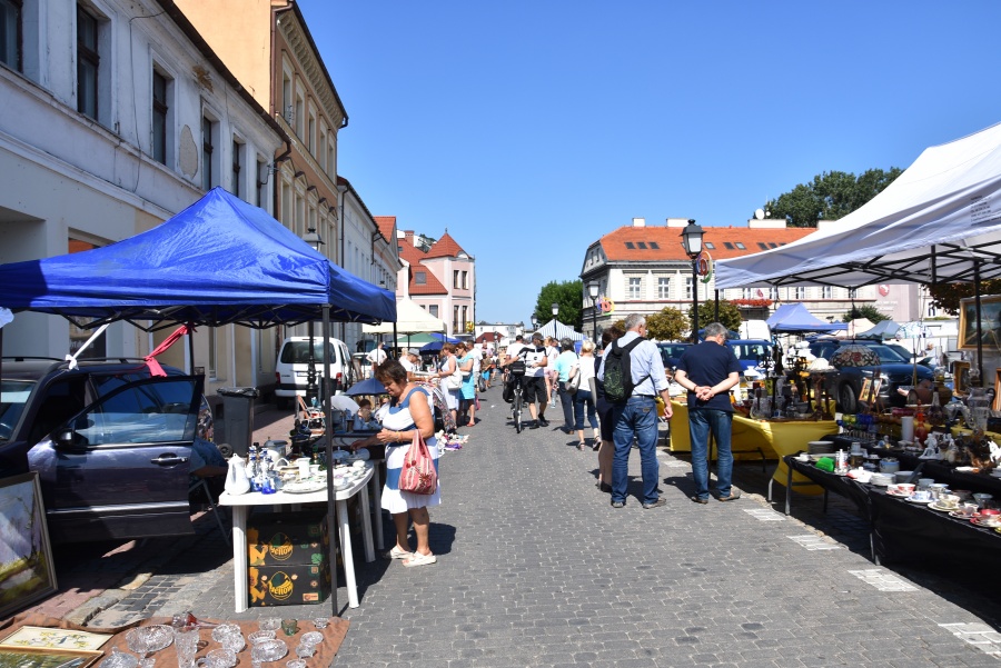 Tłumy na placu Wolności. Dziś Jarmark św. Bartłomieja, jutro powtórka