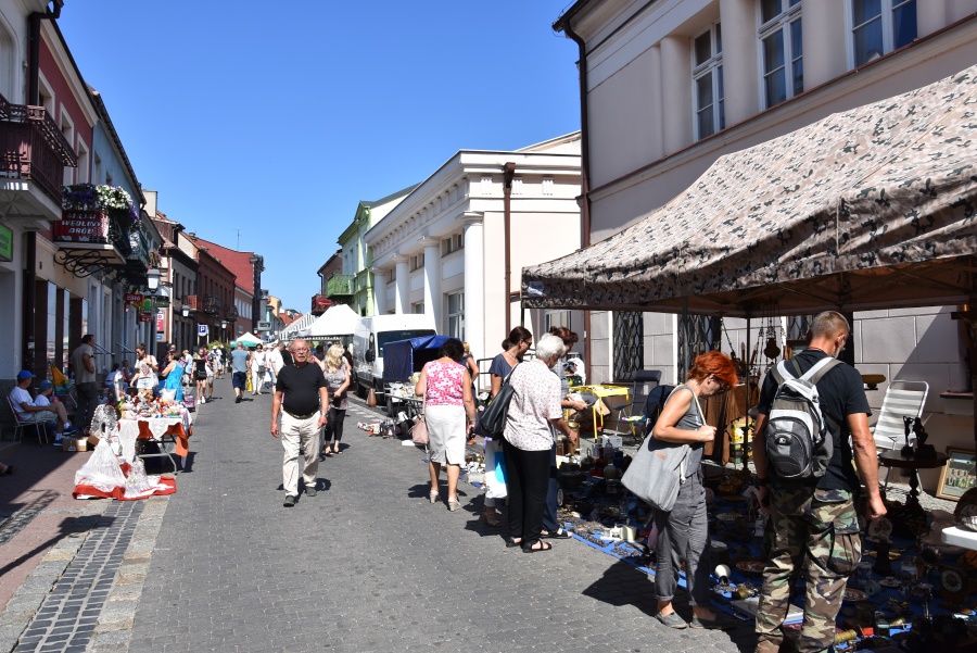 Tłumy na placu Wolności. Dziś Jarmark św. Bartłomieja, jutro powtórka