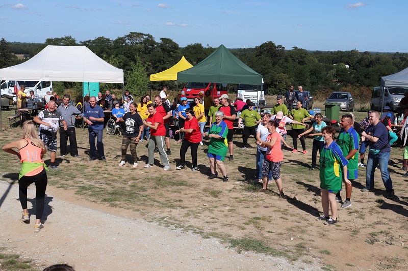 Sportowa rywalizacja, zumba i grill. Spartakiada przed wieżą