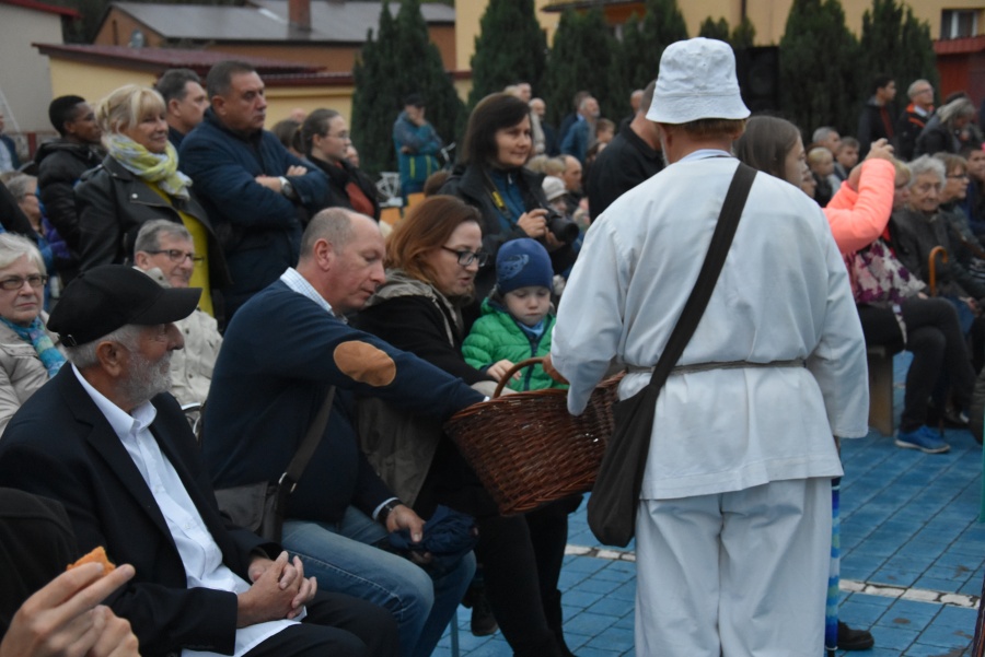 „Nasi patronowie” w plenerze. Mieszkańcy pokazali historię Pięciu Braci Męczenników