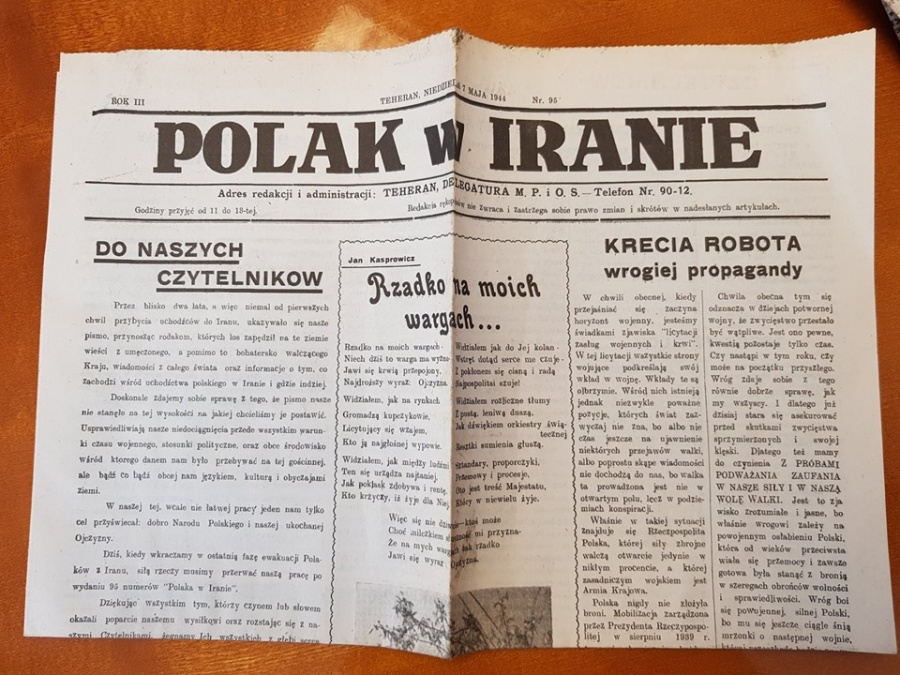 Gazety z czasów II wojny światowej odnalezione w sortowni odpadów. Teraz trafią do biblioteki