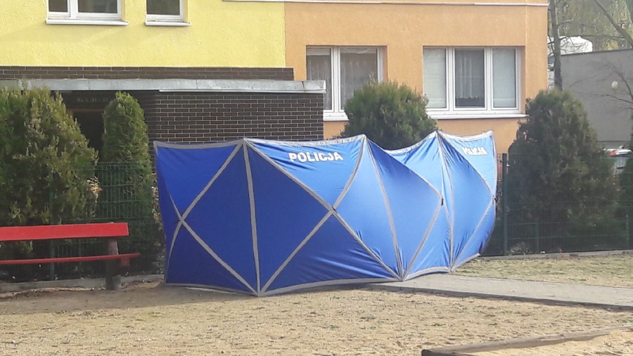 NAJNOWSZE INFORMACJE. Policjant zastrzelił 21-letniego mężczyznę. Jest komentarz prokuratury
