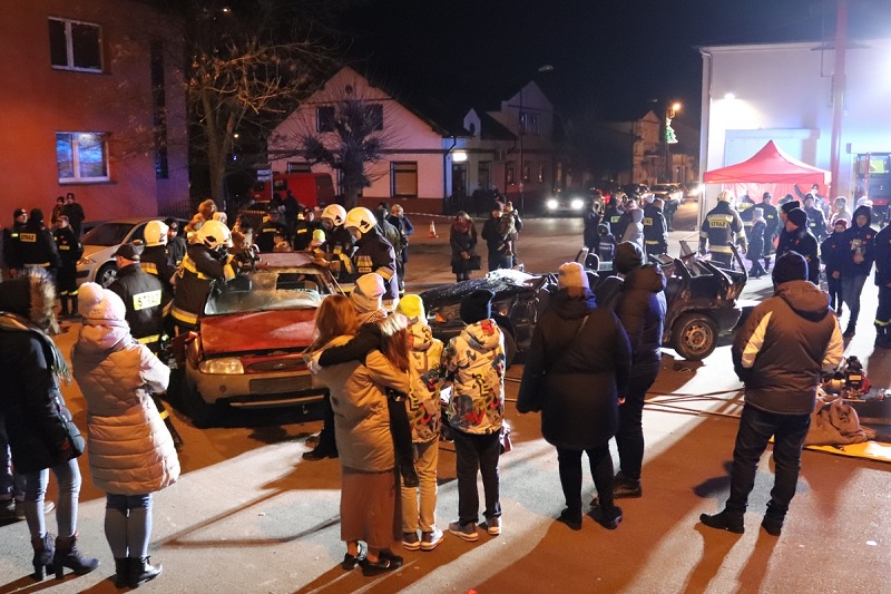 70 druhów pilnowało wolontariuszy. Był też pokaz ratowania ofiary wypadku