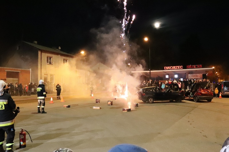 70 druhów pilnowało wolontariuszy. Był też pokaz ratowania ofiary wypadku