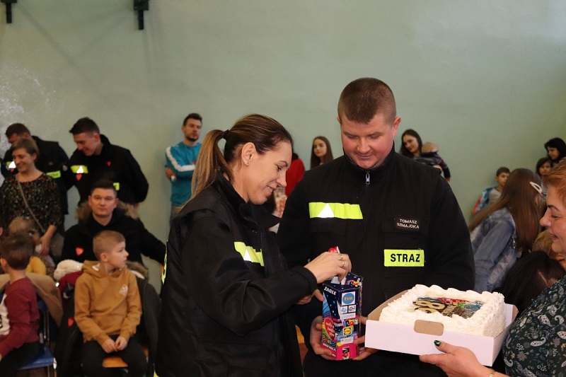 70 druhów pilnowało wolontariuszy. Był też pokaz ratowania ofiary wypadku
