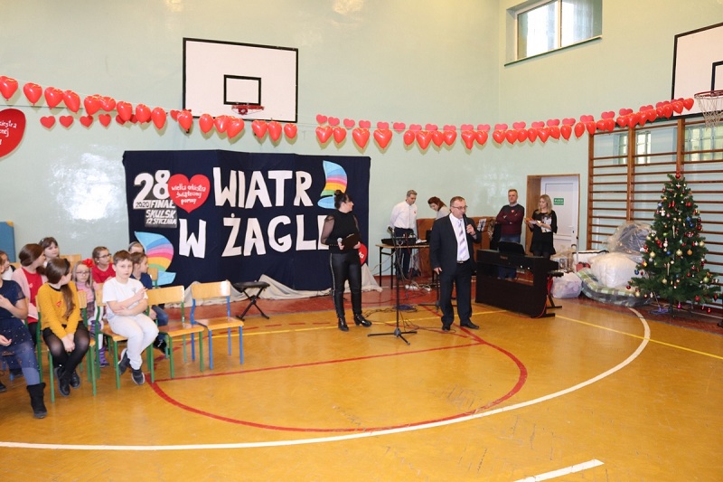 70 druhów pilnowało wolontariuszy. Był też pokaz ratowania ofiary wypadku