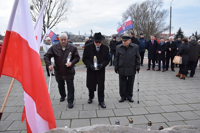 Mija 157. rocznica wybuchu Powstania Styczniowego. Złożyli kwiaty na Wale Tarejwy