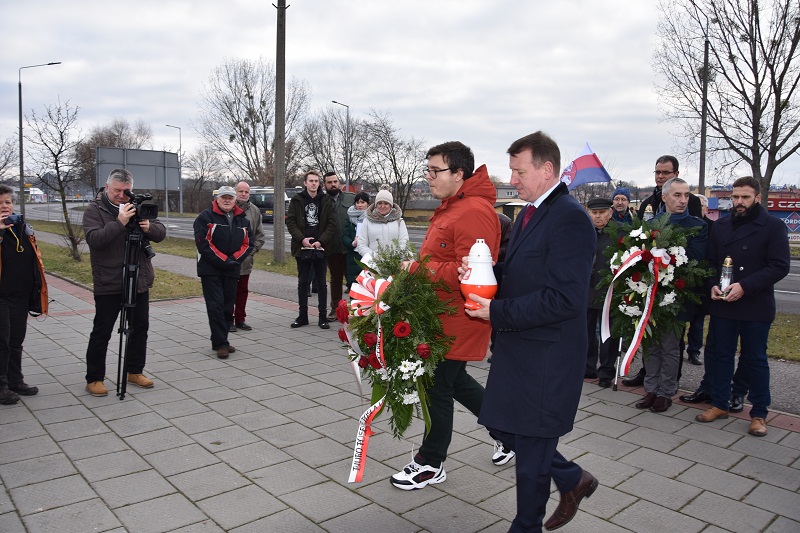 Mija 157. rocznica wybuchu Powstania Styczniowego. Złożyli kwiaty na Wale Tarejwy