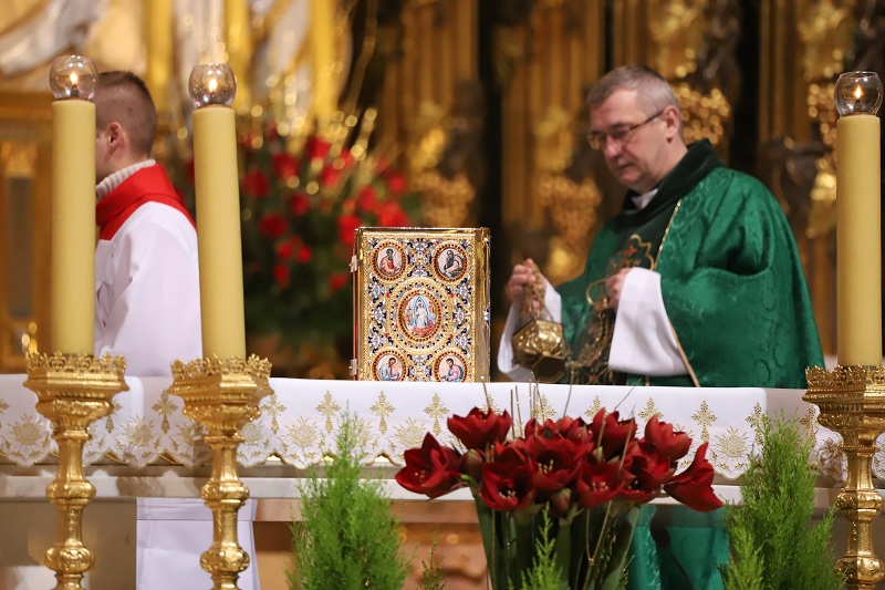 Zachęcali wiernych do czytania Pisma Świętego. Niedziela Słowa Bożego w licheńskim sanktuarium