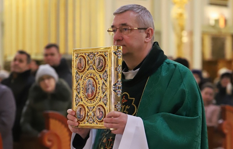 Zachęcali wiernych do czytania Pisma Świętego. Niedziela Słowa Bożego w licheńskim sanktuarium