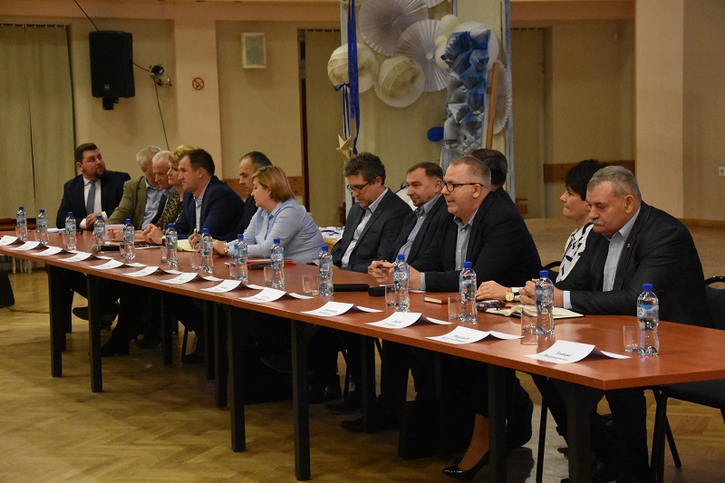 Mieszkańcy zagłosowali. Do Kleczewa nie wróci MZK, będą za to dopłaty do biletów?