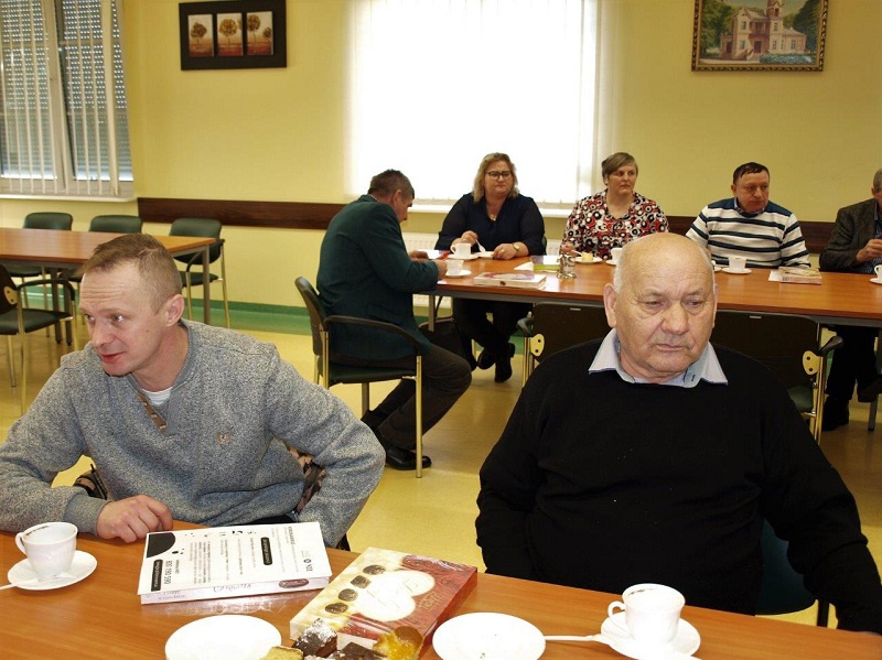 Wójt spotkał się z sołtysami. Przekazał im życzenia od siebie i prezydenta