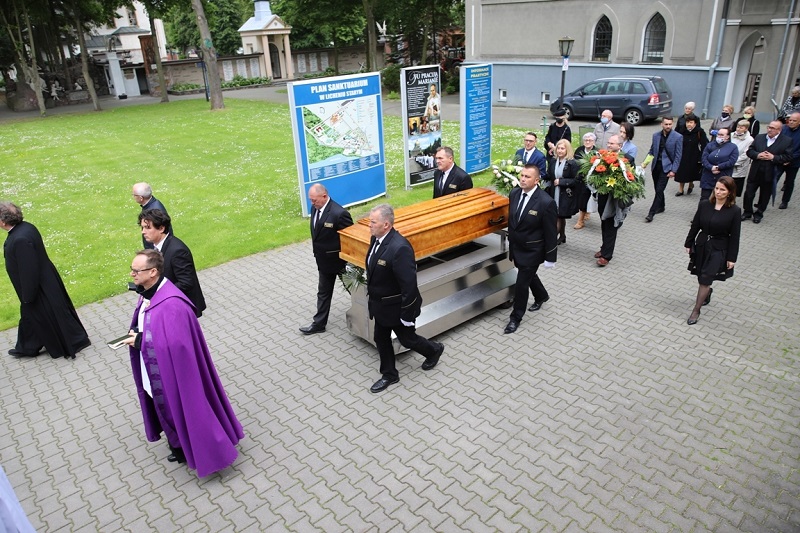 Pożegnanie najstarszego marianina. Spoczął na cmentarzu w Licheniu