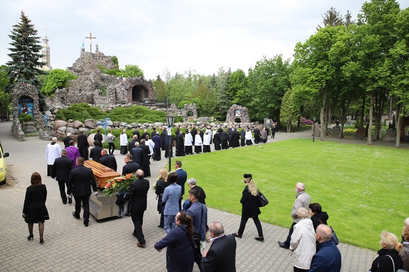 Pożegnanie najstarszego marianina. Spoczął na cmentarzu w Licheniu