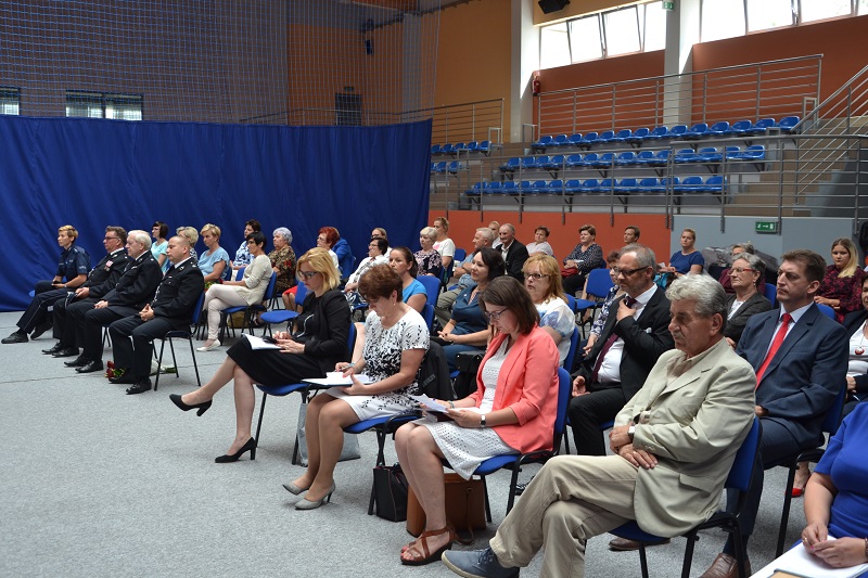 „Dwie siódemki w dacie okazały się szczęśliwe”. Burmistrz z jednogłośnym absolutorium