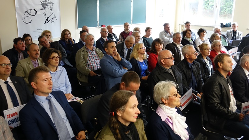 Zenon Chojnacki obiecuje most, kryte lodowisko i urzędy czynne do 18.00